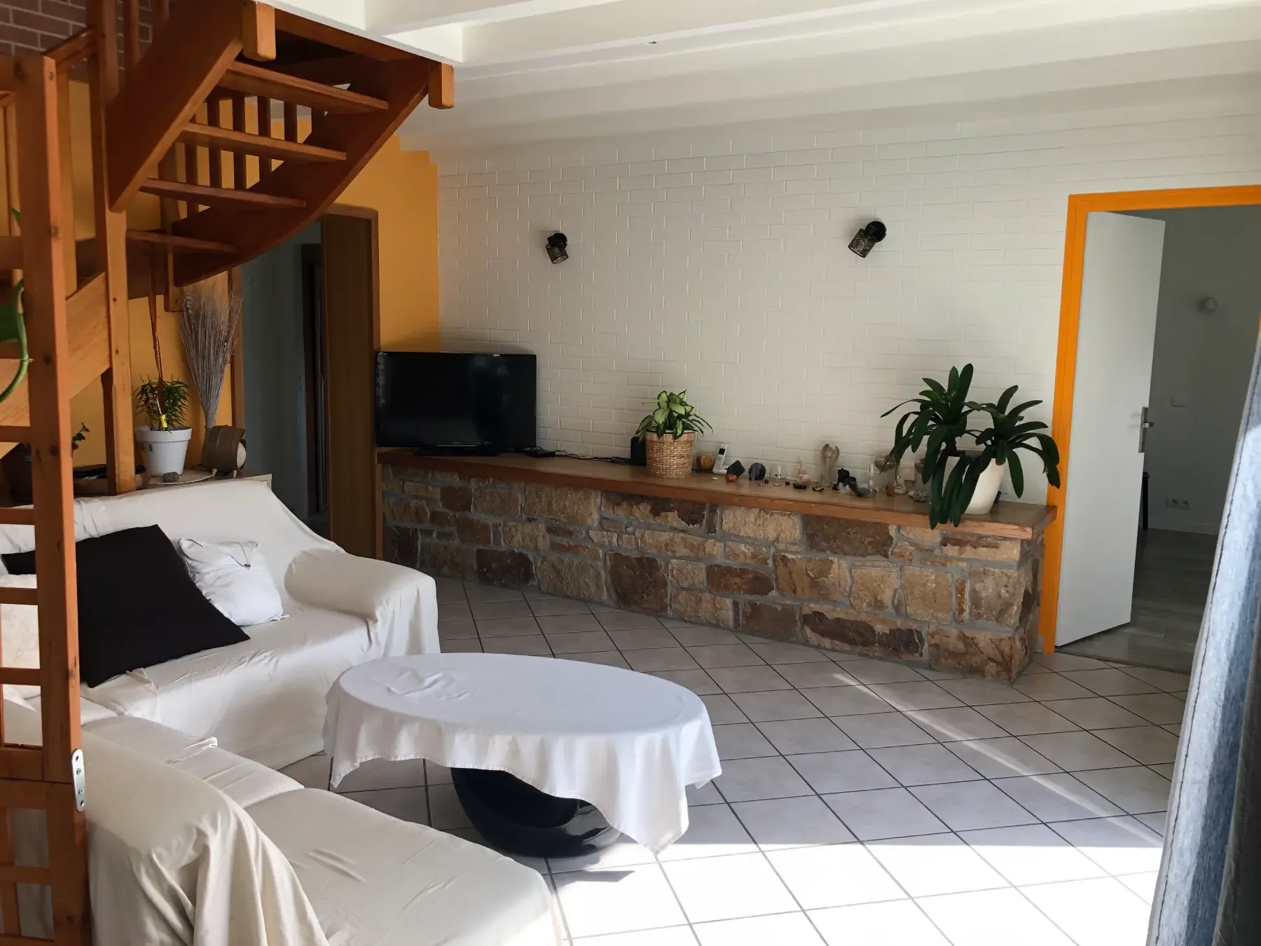 Révéler le potentiel d'une maison familiale à Quemperven — 6